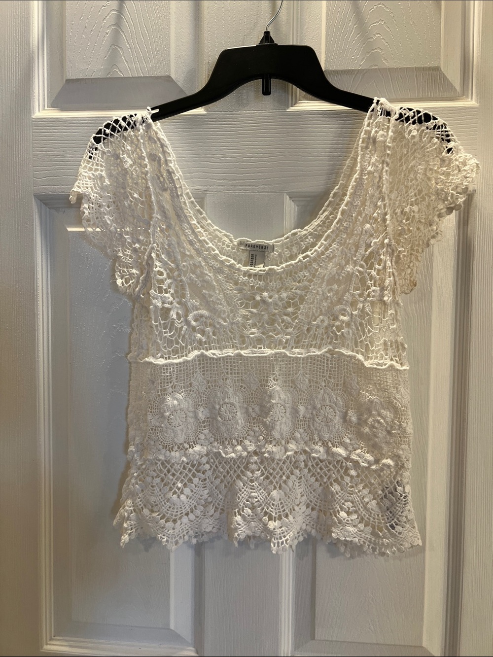 Forever 21 White Crochet Short Sleeve Top